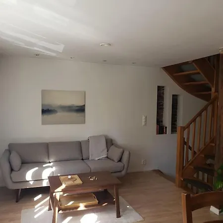 Cosy, Modern Townhouse In Sentrum