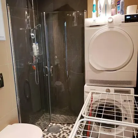 Cosy, Modern Townhouse In Sentrum Appartement